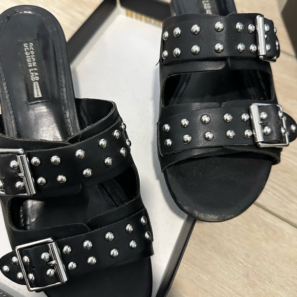 DESIGN Lab Sandals - Picture 3 of 7